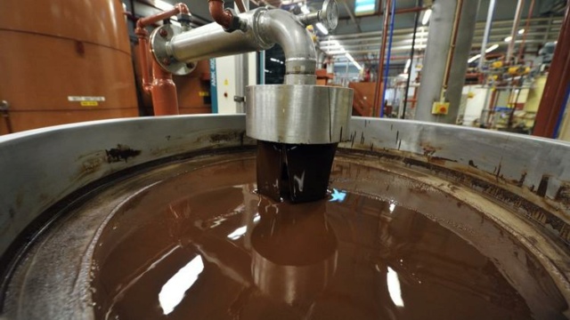#Belgique : des #salmonelles détectées dans la plus grande #chocolaterie du monde, la production arrêtée 000_3212
