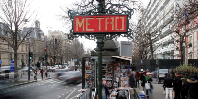 #TMCweb3 : #AnneHidalgo renonce à rendre gratuits les #transports publics à #Paris 09820810