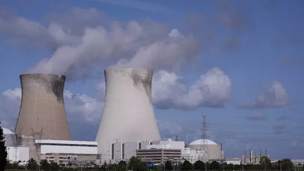 #Nucléaire : la #Belgique, en plein doute, ferme son premier #réacteur Ac080d10