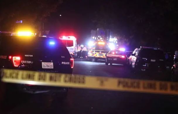 #EtatsUnis : Quatre morts dans une #fusillade en #Californie, six autres personnes blessées Captu151