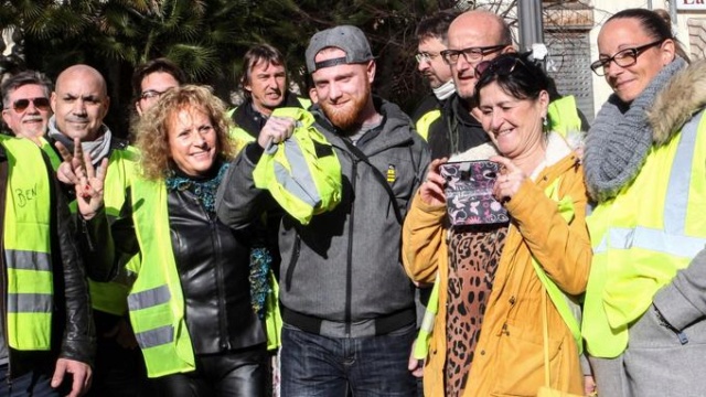 #TMCweb3 : Les «#GiletsJaunes » abordent l'#ActeXIII Xvm32510