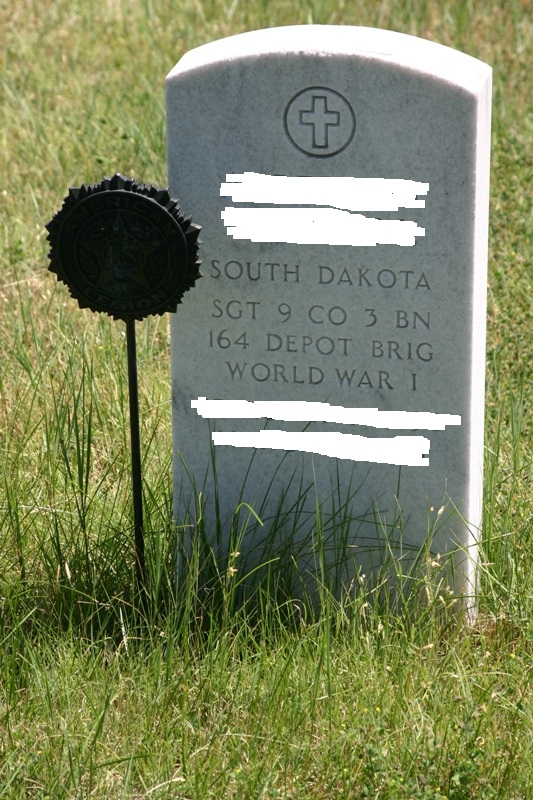 La tombe d'un soldat US  Fus110