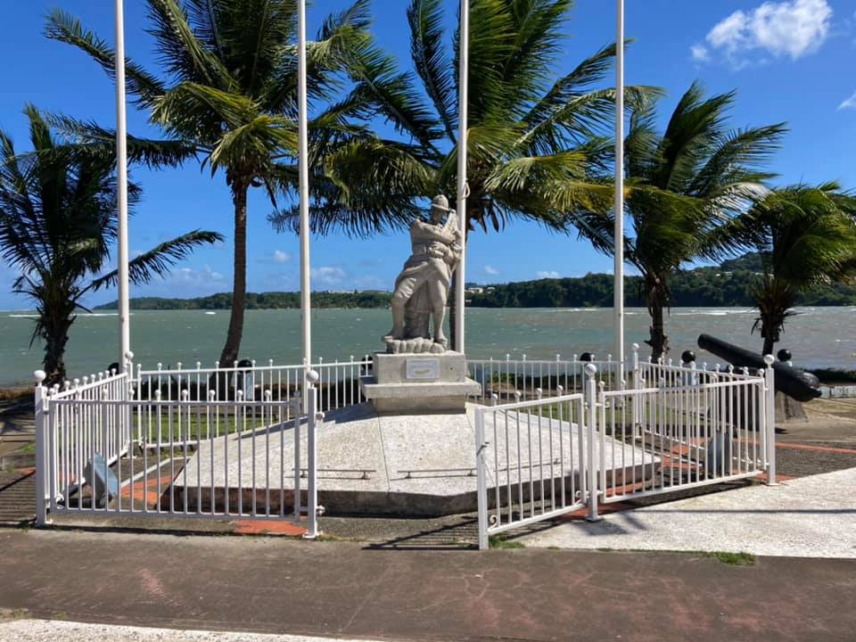 Les monuments aux Morts de Martinique Mon810