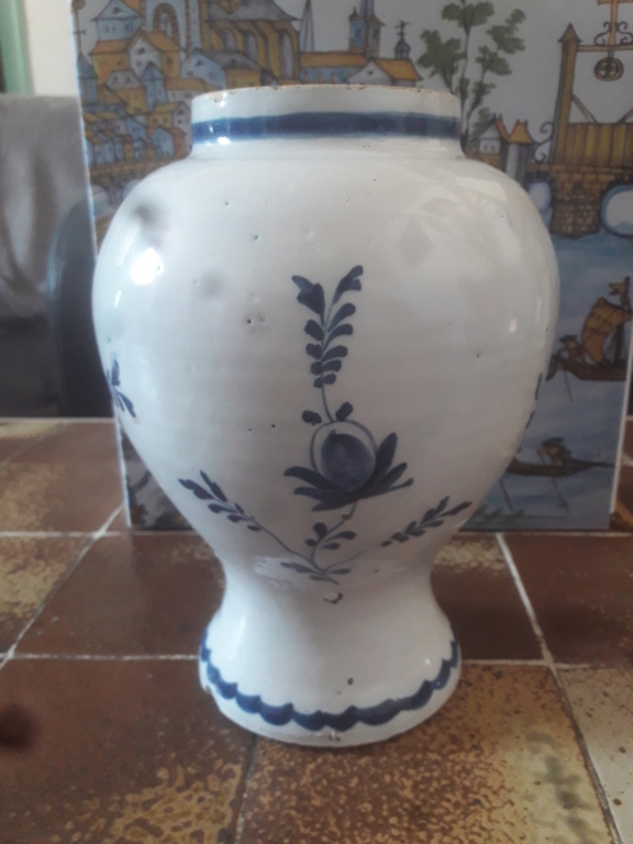 Vase balustre ivoire en faience de... 20180511