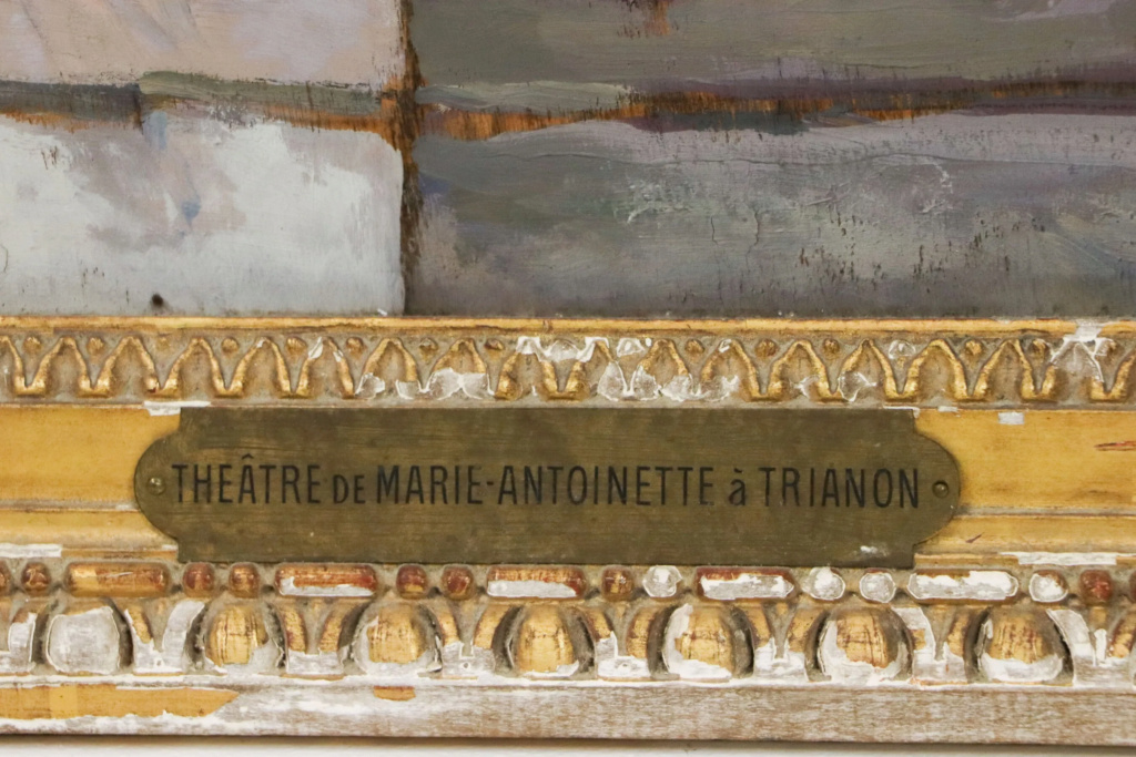 le petit théâtre de Marie-Antoinette à Trianon - Page 19 Tzolzo48