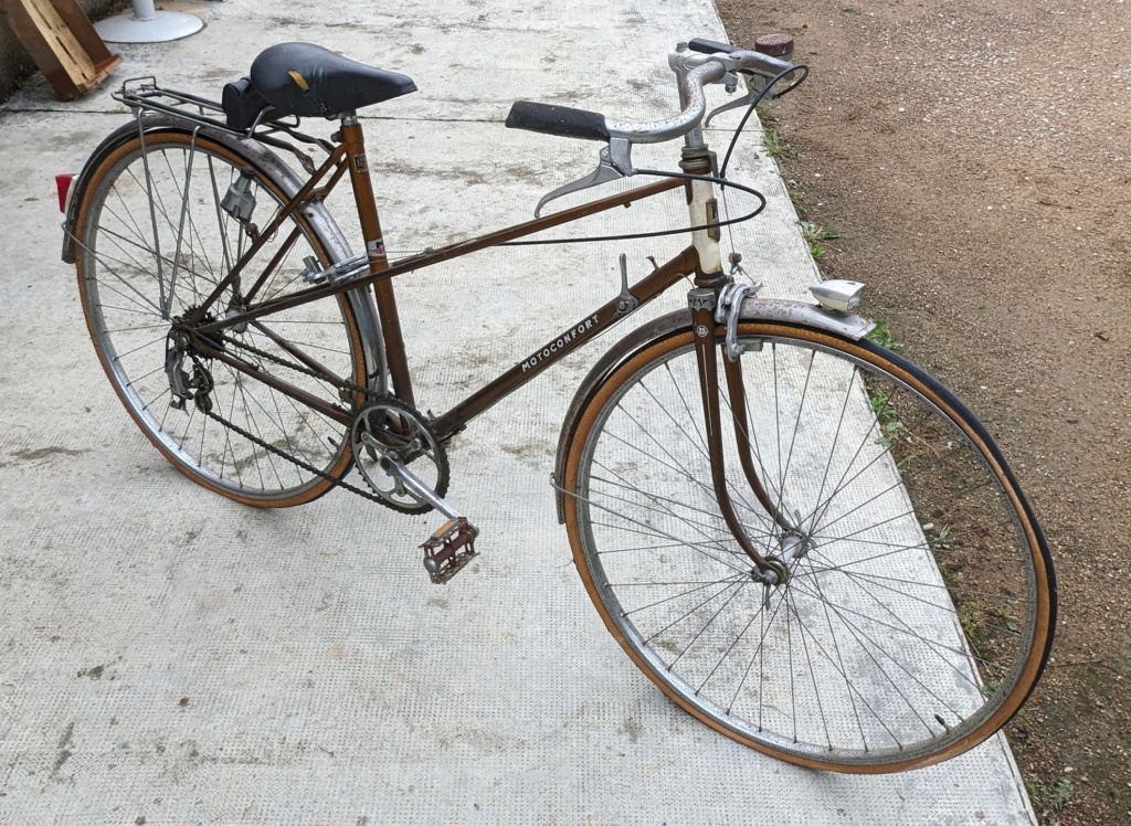 velo - Vélo motoconfort ancien Pxl_2010