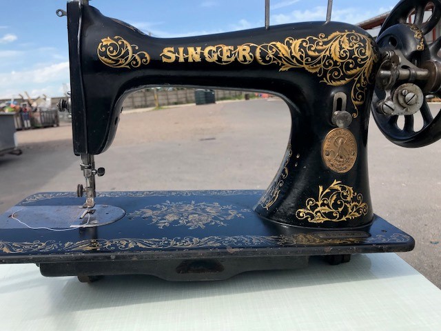 SINGER 28 de 1902 et 25 de 1905... qui sont des 15K ! S_1_a_10