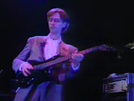Pantera - Is this a Westone Pantera X390? Level 42's Boon Gould in 1986... Panter19