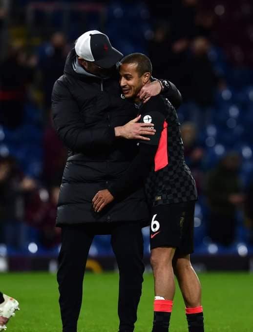 37. Spieltag der Premiere League 2020/21 - 19.05. 2021 21:15 FC Burnley - FC Liverpool 52910