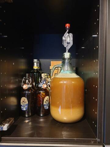 Cuve de fermentation avec tonnelet 25 litres robinet et barboteur - Tom  Press
