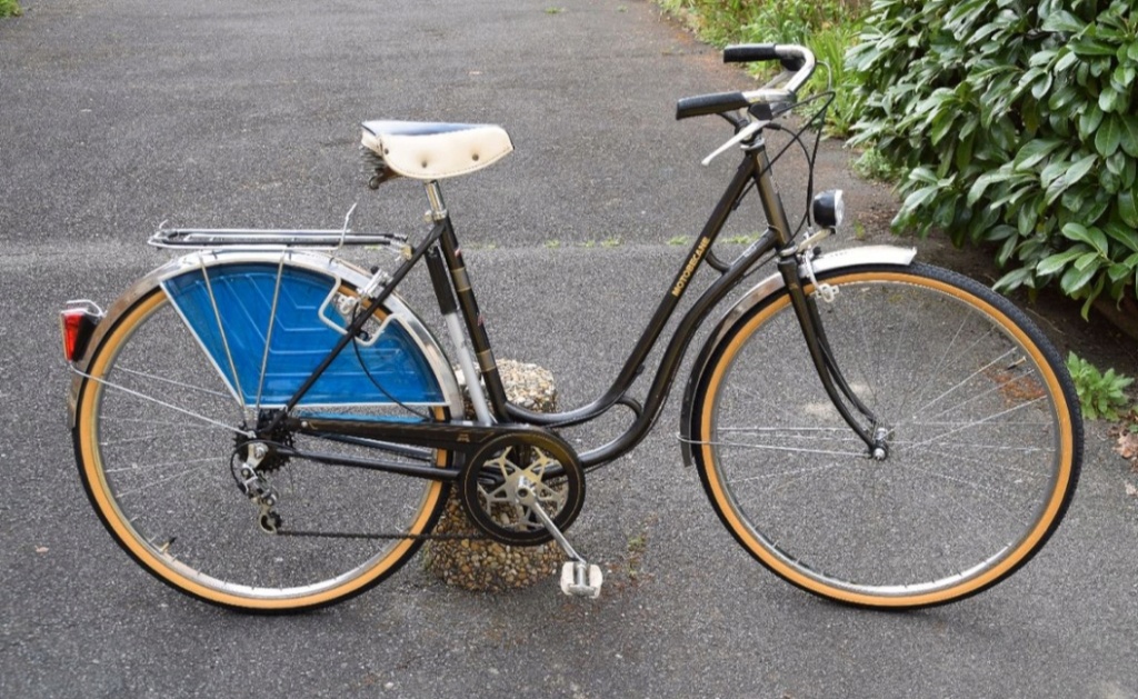 vélo - Vélo dame MOTOBECANE BDC32, 1982 que j'ai restauré. Img_2010