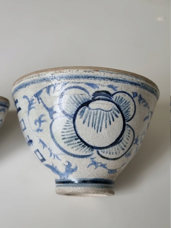 Hello, I need help to identify these ceramic bowls, Chinese? 20240413