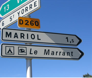 Les noms de villages burlesques Mariol10