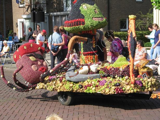 La grande parade des fruits et légumes Mestir59