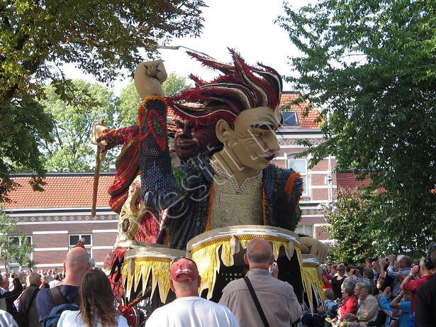 La grande parade des fruits et légumes Mestir81