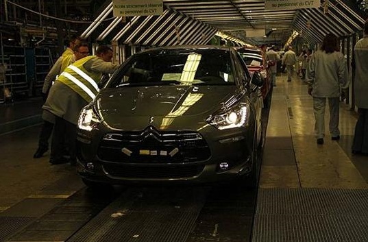 [FABRICATION] La Citroën DS5 à Sochaux ! Us310