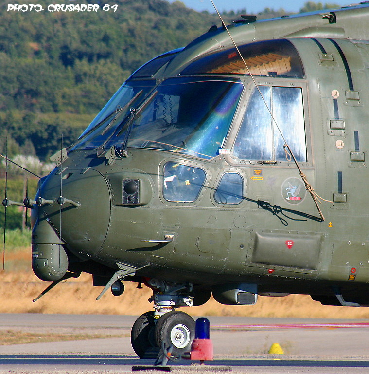 westland agusta EH-101 Merlin - Page 2 Eh-10110