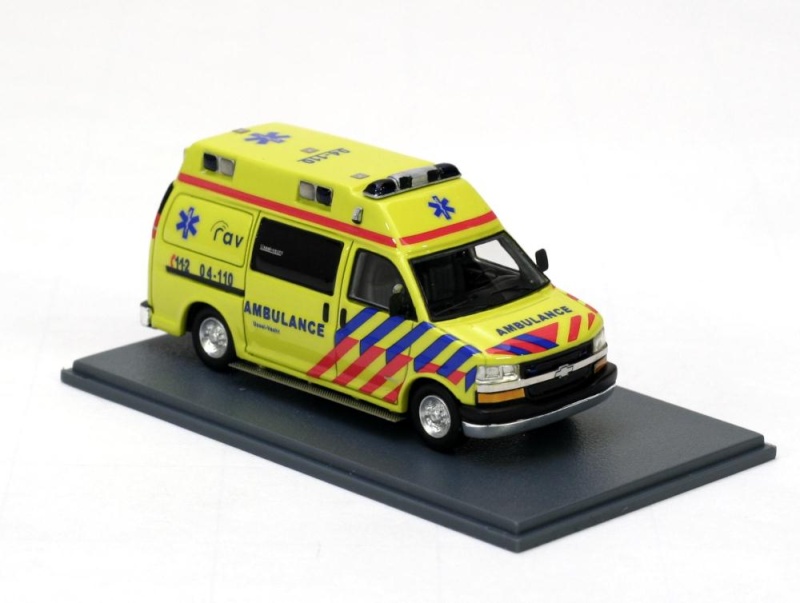 Nouveautés ambulances Neo Models 1/43 - 1/87 Xlarge13