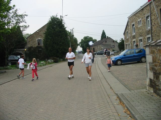 Jogging à Erezee le samedi 08/09/2007. - Page 2 Caf_jo36