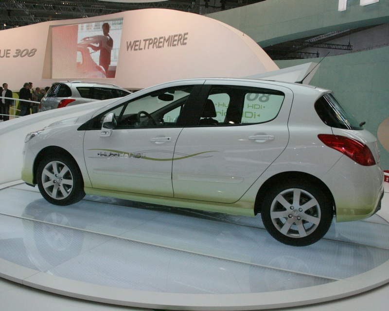 2007 - [Peugeot] Concept 308 Hybride Diesel et 308 BioFlex 90709116