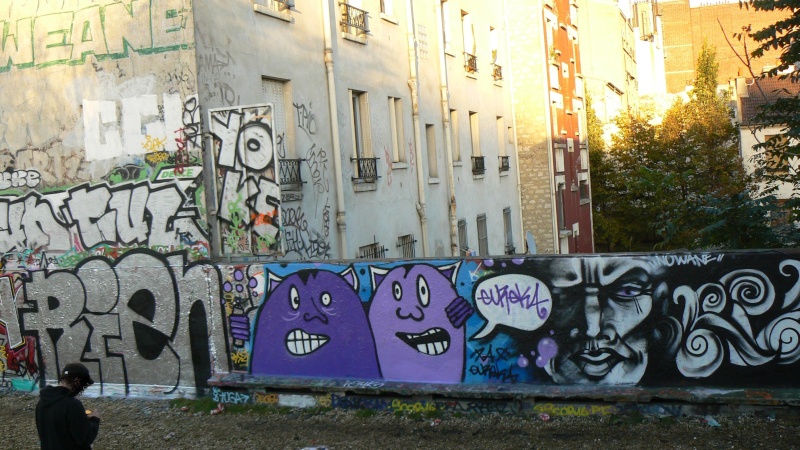 Graffitis, Pochoirs, Sketchs, du vandalisme koi... - Page 10 P1060410
