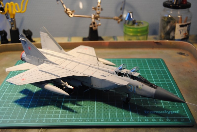 foxhound - Mig31-B Foxhound  [Zvezda]  1/72 - Page 3 Dsc_0312