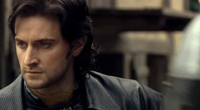 Richard Armitage - Page 11 Gog_pe10