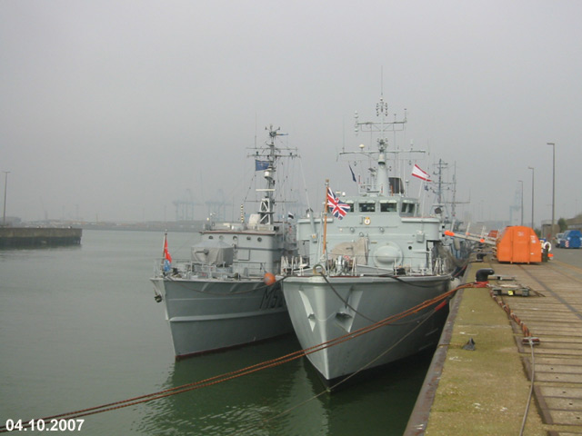 Zeebrugge naval base : news - Page 2 07_06410