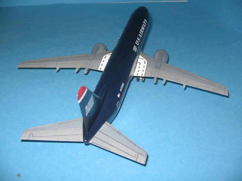 Boeing 737-400 Us Airways Old Scheme Minicraft 1/144 Img_3623