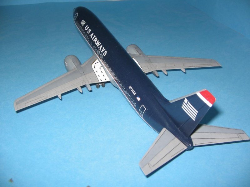 Boeing 737-400 Us Airways Old Scheme Minicraft 1/144 Img_3624