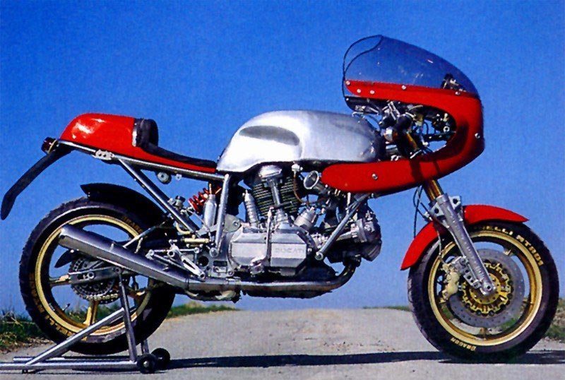 une autre egli-ducati Showim10