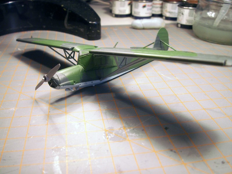 Fieseler FI156 Storch  [Academy] 1/72 - Page 5 Pict0014