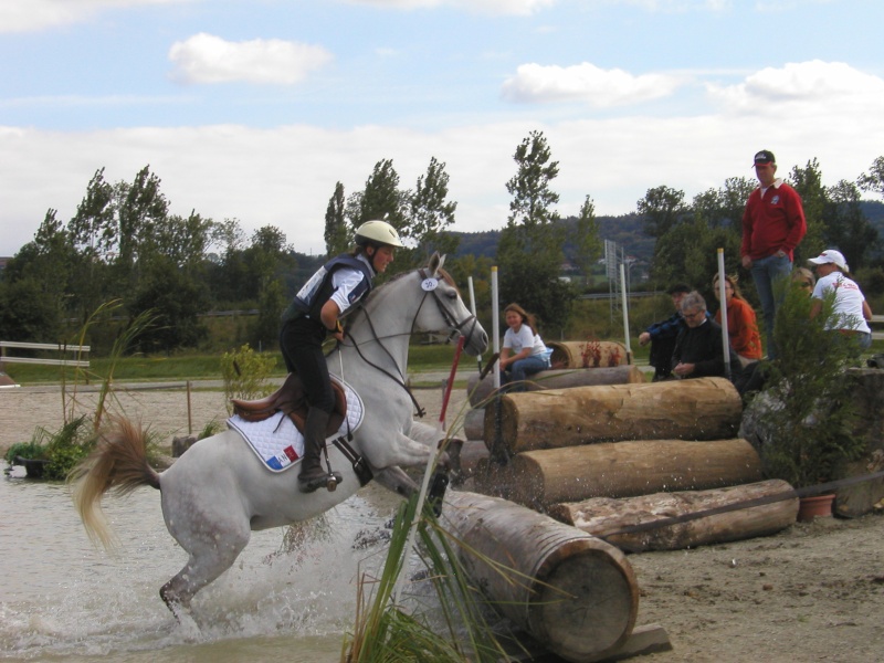 Le Championnat d'Europe des Jeunes Cavaliers en Suisse Champi15