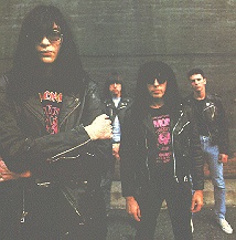 The Ramones 2423_b10