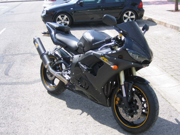 Yamaha YZF R6 2006 Negra R6_01010