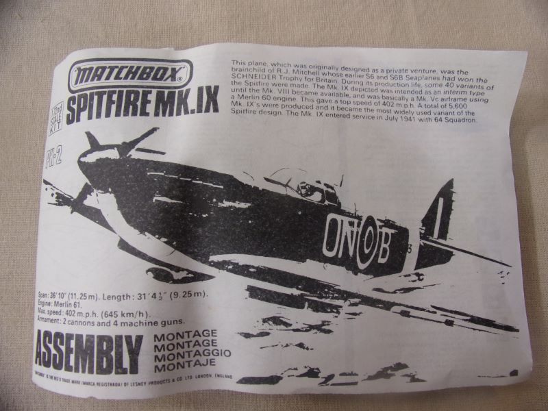 [Matchbox] 1/72 - Supermarine Spitfire Mk IX  (VINTAGE) MAJ 24/04 100_1628