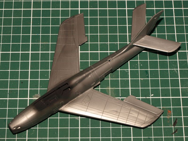 F-84F Thunderstreak [AIRFIX] - 1/72.Fini (photos finales suivront) P1016434