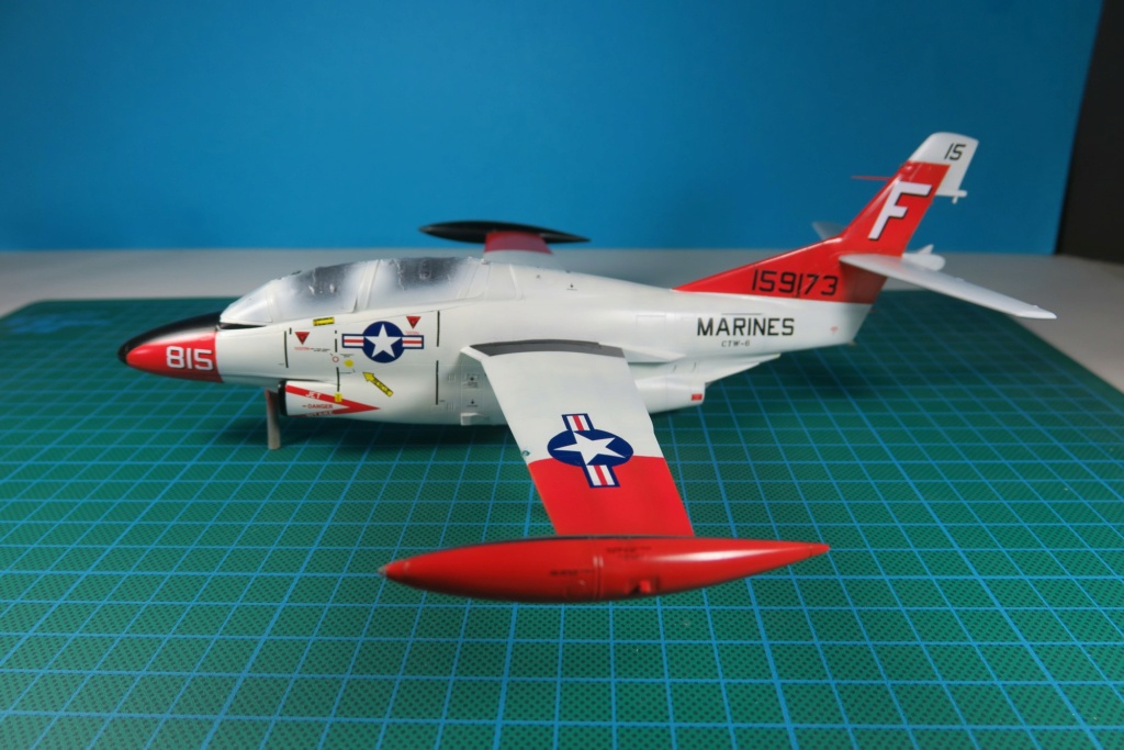 T-2 Buckeye 1/48 Spécial Hobby - Page 7 Img_2266