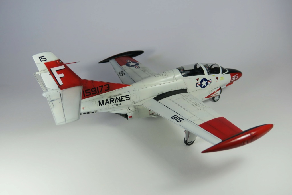 T-2 Buckeye 1/48 Spécial Hobby - Page 8 Img_2332