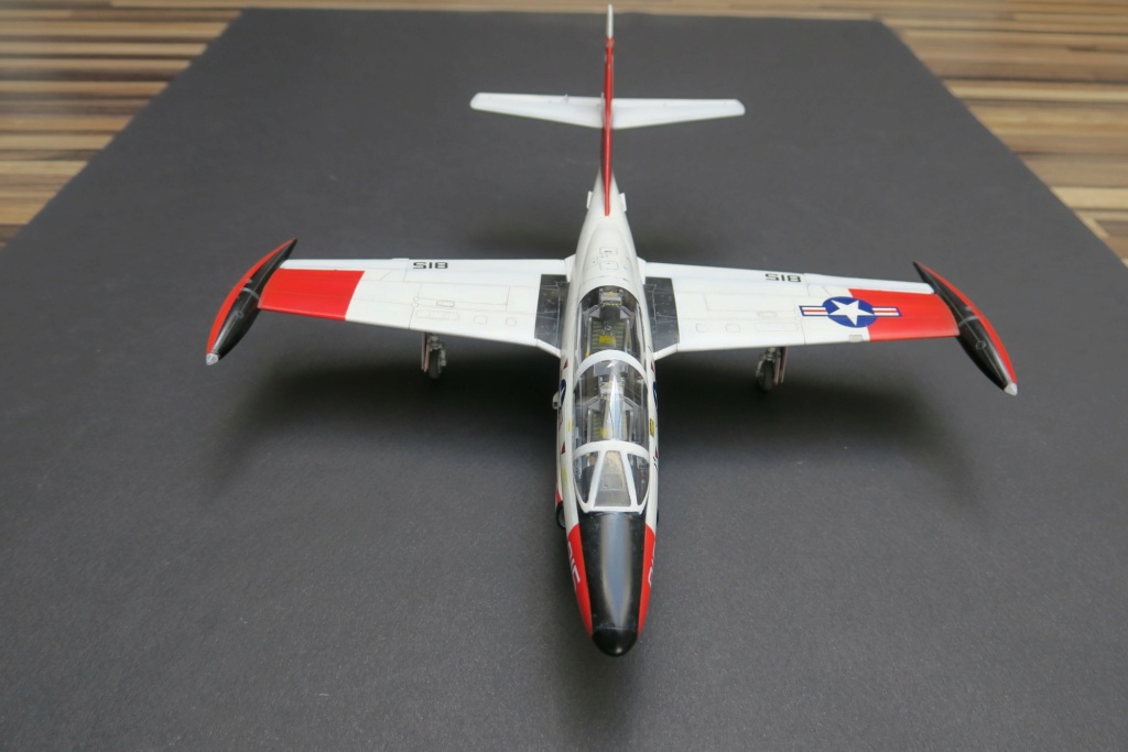 T-2 Buckeye 1/48 Spécial Hobby - Page 8 Img_2418