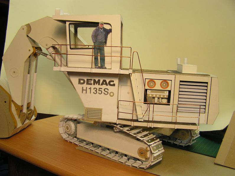 Raupenbagger DEMAG H95 M1:20 - Fertig - Seite 4 171k10