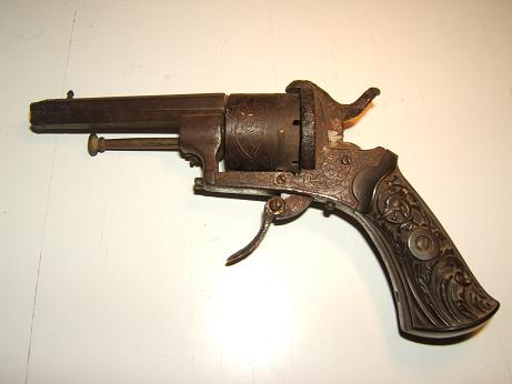 revolver type lefaucheux Pistol11