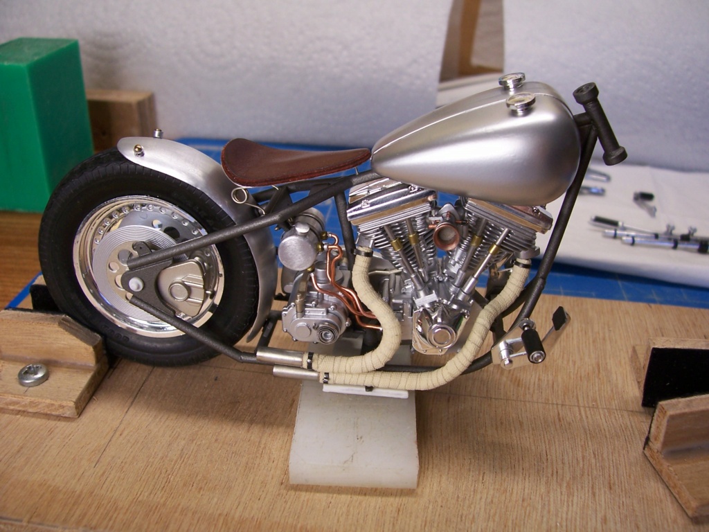 HARLEY DAVIDSON 1/12 SOFTAIL CUSTOM 100_1021