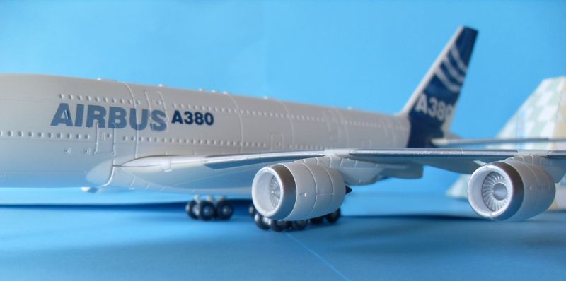 Airbus A380 "Demonstrator" Revell 1:288 A_380_31