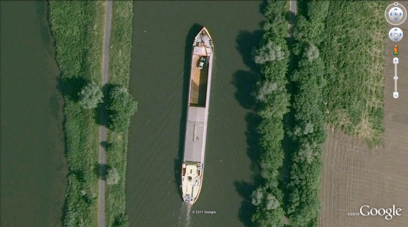 Voiture 100 % écologique, frontière Franco-Belge (rivière la Lys) Penich10