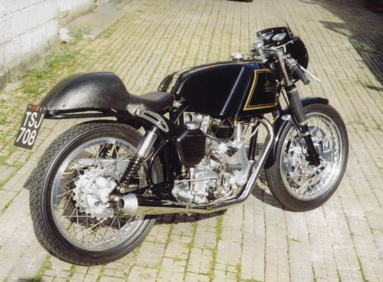 Velocette  Viperr10