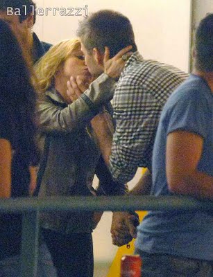 Gérard Piqué et Shakira pics together  212