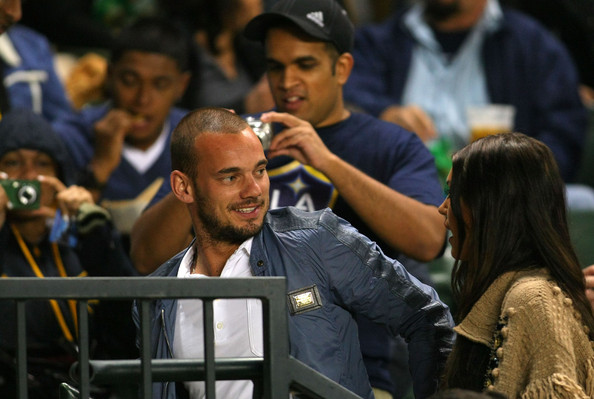 wesley sneijder and yolanthe cabau pics together Tumbl236