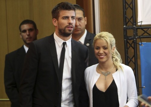 Gérard Piqué et Shakira pics together  - Page 2 Tumbl377