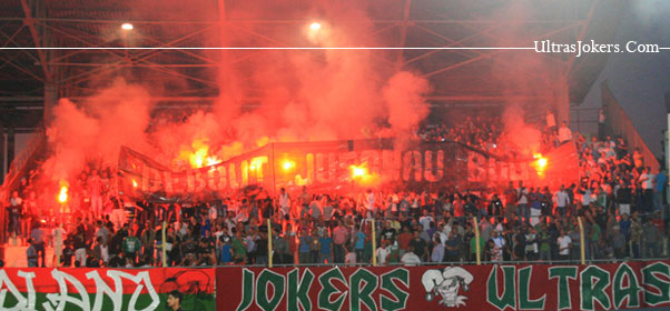 Ultras Jokers (JSMBejaia) " Saison 2010 / 2011 " - Page 2 210